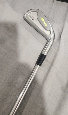 Plancha Mizuno 18°. Eje Sensi-core True Temper S300, nuevo agarre Golf Pride tamaño mediano Foto 1 de 4