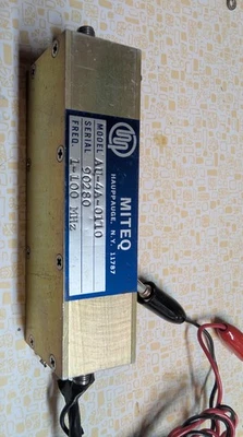 Miteq AU-4A-0110 RF Amplifier 1-100Mhz 60db RF Power Amplifier - Image 1 of 3