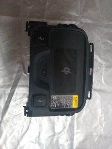19 20 21 22 23 24 25 TOYOTA COROLLA CONSOLE PHONE WIRELESS CHARGER OEM - Picture 1 of 5