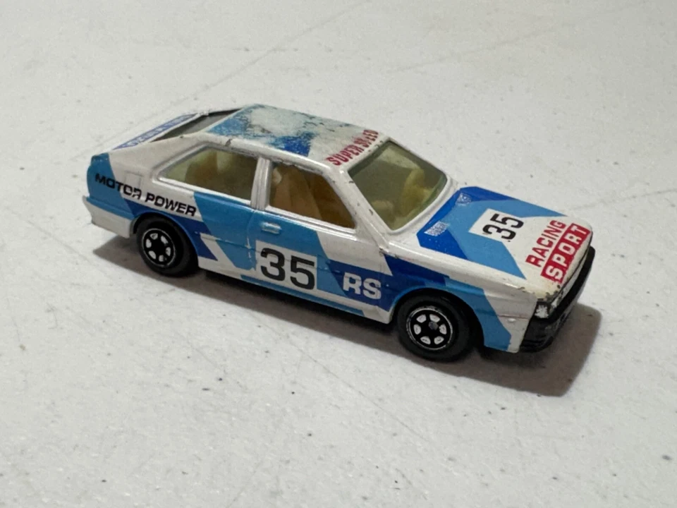 YATMING #1035 - 奥迪四轮拉力赛(白色)“跨越”1/64 死亡 — 第 1/4 张图片