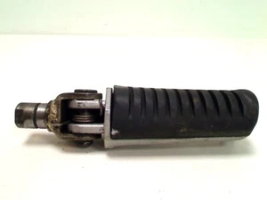 pedana anteriore destra per KAWASAKI ZXR 750 1993-1995 1994 usato 146776 - Foto 1 di 6