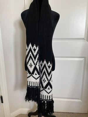 Old Navy Black and White Knit Scarf - Image 1 of 4