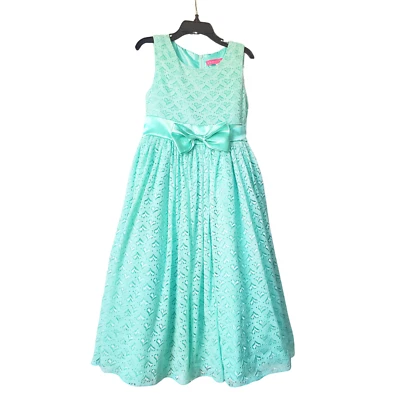 Girls Green Lace Heart Satin Dress Size 6 Dress Wedding Formal - Image 1 of 2