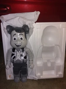 Bearbrick 1000% MEDICOM TOY WOODY B&W Ver. Toy Story NEW NO RESERVE - Picture 1 of 5