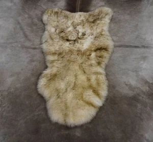 Lovely & Soft- A Dark Tipped Irish Sheepskin Rug - Ancient Wool - Naturally Warm - Picture 1 of 8