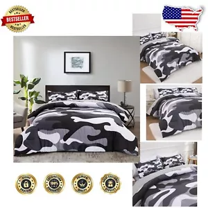 Vibrant Full Size Camouflage Bed Set with Comfortable Microfiber - 5 Pieces - Picture 1 of 11