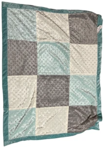 2017 Peanut Shell Green Gray white Patchwork Minky Baby Blanket 30x40 - Picture 1 of 3