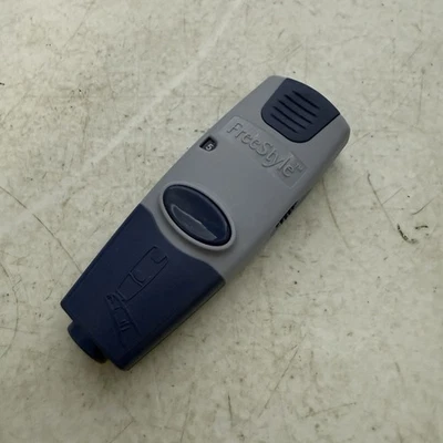 FREESTYLE Lancing Device - Image 1 of 4