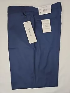 Pantalón de vestir calce moderno para hombre Calvin Klein azul marino talla 42X32 - Imagen 1 de 7