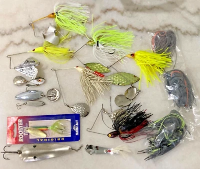 LOTE 15 SEÑUELOS DE PESCA DE LUBINA CUCHARAS BUZZBAITS BUZZ NUEVAS PLANTILLAS SPINNERBAITS USADO MEZCLA Foto 1 de 4