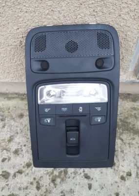 15 16 17 18 2017 2018 AUDI Q3 FRONT INTERIOR DOMELIGHT WITH SUNROOF CONTROLS OEM - Image 1 of 3