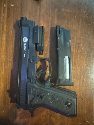 Crosman CFAMP1L Full Auto P1 CO2-Powered BB Air Pistol With Laser Sight - Image 1 of 4