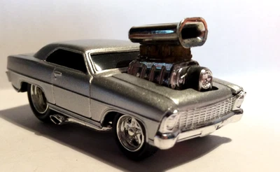 Muscle Machines - Chevy Nova 1967 - 67 Nova - plateado Foto 1 de 4