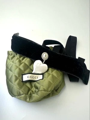 Gargantilla Gucci Pearl Heart G entrelazada cuero terciopelo negro nueva de Japón Foto 1 de 4