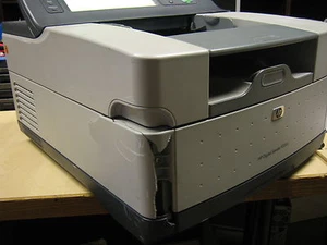 HP 9200C Q5916A High Speed Color Document Scanner 600DPI Network 676511 Scans - Bild 1 von 1