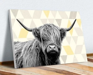 HIGHLAND COW YELLOW GREY GEOMETRIC BACKGROUND CANVAS WALL ART PRINT ART - Picture 1 of 3