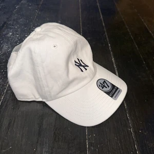 ABERCROMBIE & FITCH NY YANKEES - Picture 1 of 5
