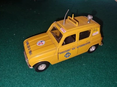 Renault 4 Burago touring Club De France 1/24 - Immagine 1 di 4