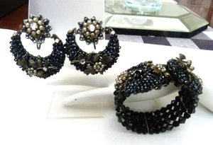 VINTAGE EARLY MIRIAM HASKELL GLASS BEAD ROSE MONTEES WRAP BRACELET EARRINGS SET - Picture 1 of 9