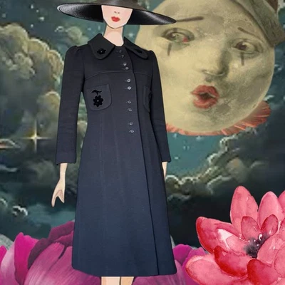 Abrigo de lana negro vintage años 60 apliques de terciopelo línea A costura princesa 34 busto talla XS Foto 1 de 4