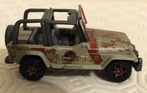 RARE COLOUR JURASSIC WORLD FMW93 MATCHBOX `93 JEEP WRANGLER /2017 - Picture 1 of 6