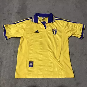 SWEDEN HOME FOOTBALL SHIRT 1998/1999 #10 CLARKE VINTAGE SOCCER JERSEY ADIDAS S - Picture 1 of 7