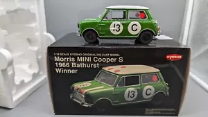 Modellini auto 1:18 Kyosho Morrris Mini Cooper S 1966 Bathurst Winner in confezione originale - Foto 1 di 10