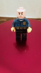 Local Cop Police Man Lego Mini Figure ✨ - Picture 1 of 1