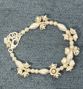 Pulsera Brighton Flores Giratorias Langosta Gancho Corazones 8" Largo Ajustable - Imagen 1 de 5