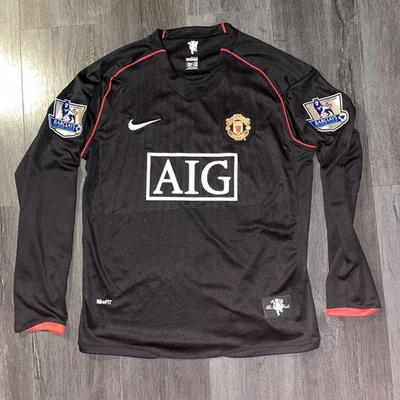 Camiseta deportiva visitante manga larga Manchester United grande 07/08 de Cristiano Ronaldo para hombre Foto 1 de 4