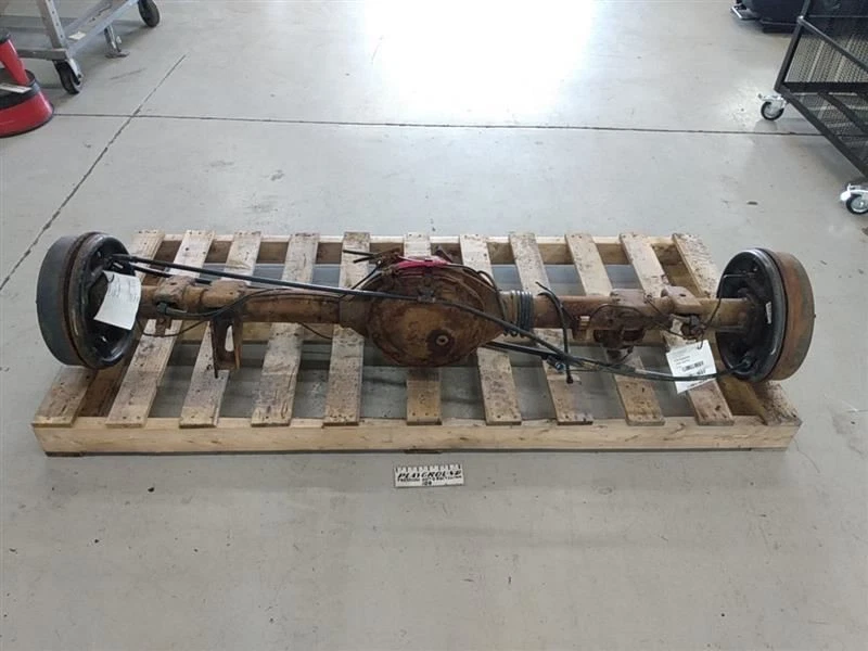 GMC SIERRA SILVERADO 1500 Rear Axle Hub Carrier Differential 07-13 - Image 1 of 4