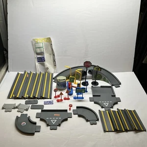 Matchbox Motorcity 200 Pieces Track Diecast Car Playset Roadway 1978 1979 - Picture 1 of 14