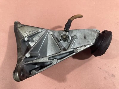 Soporte de montaje del motor del lado derecho BMW E34 535I E32 735I 3,5 L M30 FABRICANTE DE EQUIPOS ORIGINALES #90216 Foto 1 de 4