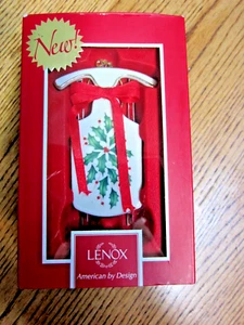LENOX HOLIDAY CHRISTMAS SLEIGH ORNAMENT-NEW IN BOX! - Picture 1 of 3