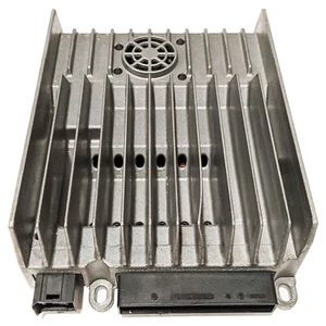Amplificador de sistema de sonido de audio OEM Mercedes-Benz CLA250 CL45 AMG SLC300 SLC43 AMG - Imagen 1 de 10