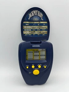 Jackpot Hand Held Slot Radica - Gioco Elettronico 1999 Viaggio - Funzionante - Foto 1 di 8