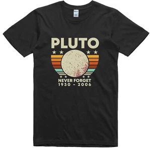 Mens T Shirt Funny Pluto Never Forger Design 100% Cotton Tee - Picture 1 of 1