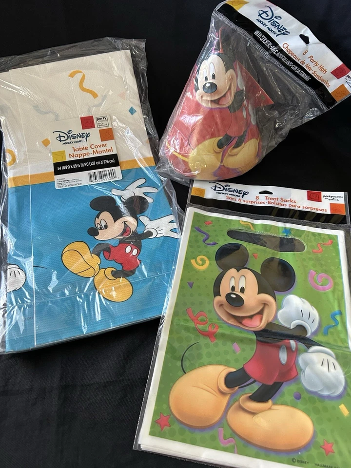 Hallmark Disney MICKEY MOUSE Suministros de Fiesta de Cumpleaños 8 Sombrero Bolsa de Golosinas Cubierta de Mesa Foto 1 de 4