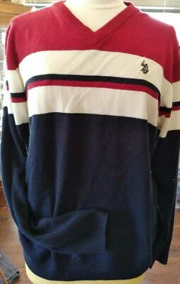 Suéter Polo ASSN Cuello en V Poni Mangas Largas Rojo Blanco Azul Rayas Grande EE. UU. Foto 1 de 4