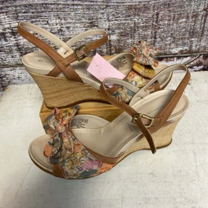 ROCKPORT TAN FLORAL BOW WEDGE SANDAL SIZE 10 TCC - Picture 1 of 7