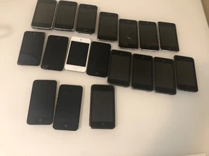 LOT OF 18 Apple iPod Touch 4th ,2ND,1ST Generation 8GB,16GB,32GB - BROKEN - Picture 1 of 10