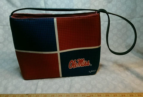 Ole Miss Rebels Ladies Fashion Purse Mississippi Rebels Team Colors Licensed Cover