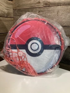 Pokémon Pokeball flat Pinata Party Supply Birthday Party - Picture 1 of 3