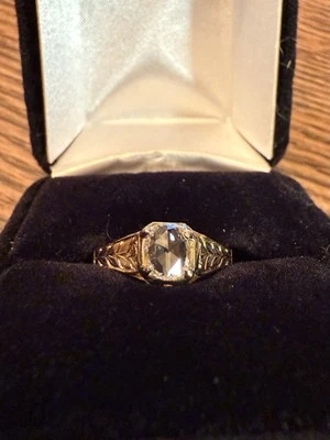 Anillo de compromiso vintage de oro amarillo de 14k y diamantes talla rosa con certificado EGL Foto 1 de 4