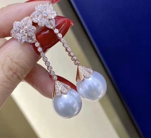 18ct Rose Gold Stunning Saltwater Pearl and Diamond Earrings VS Beauty - Picture 1 of 3
