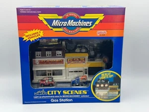 Micro Machines Galoob City Scenes Gas Station with Cars, Sealed New in Box - Picture 1 of 12