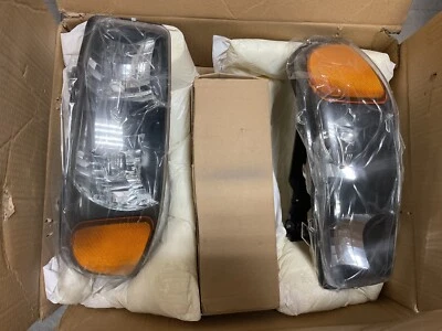 GMC Sierra 99-06 Yukon Spyder Auto 9037474 Foto 1 de 3