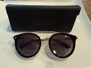PRIVE REVAUX X MADELAINE The ROGUE polarisierte Sonnenbrille SCHWARZ - Bild 1 von 2