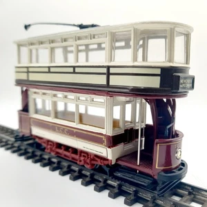 OO Gauge 1:76 Scale Model Railway Vintage London Passenger Tramway Tram Train - Picture 1 of 1