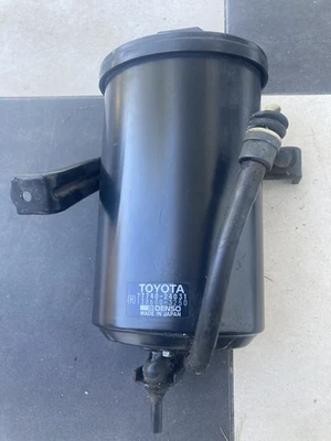 ✅ 92-97 LEXUS JZZ31 SC400 SC300 BOTE DE CARBÓN EVAP COMBUSTIBLE CON SOPORTE OEM Foto 1 de 4